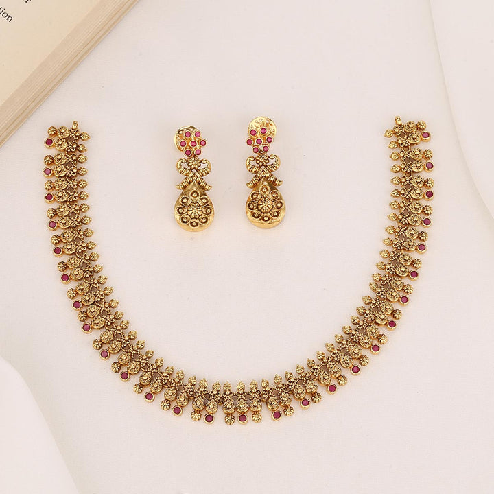 Pretiest Nagas Short Necklace Set