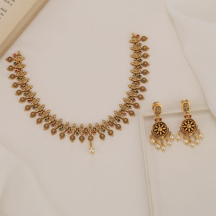 Bindhu Short Necklace Set