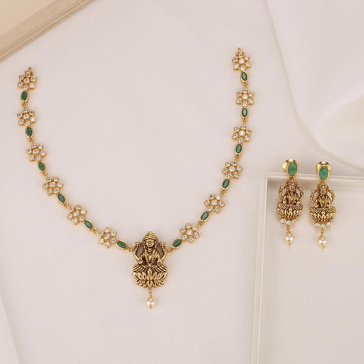 Lakshmi Short Necklace Set