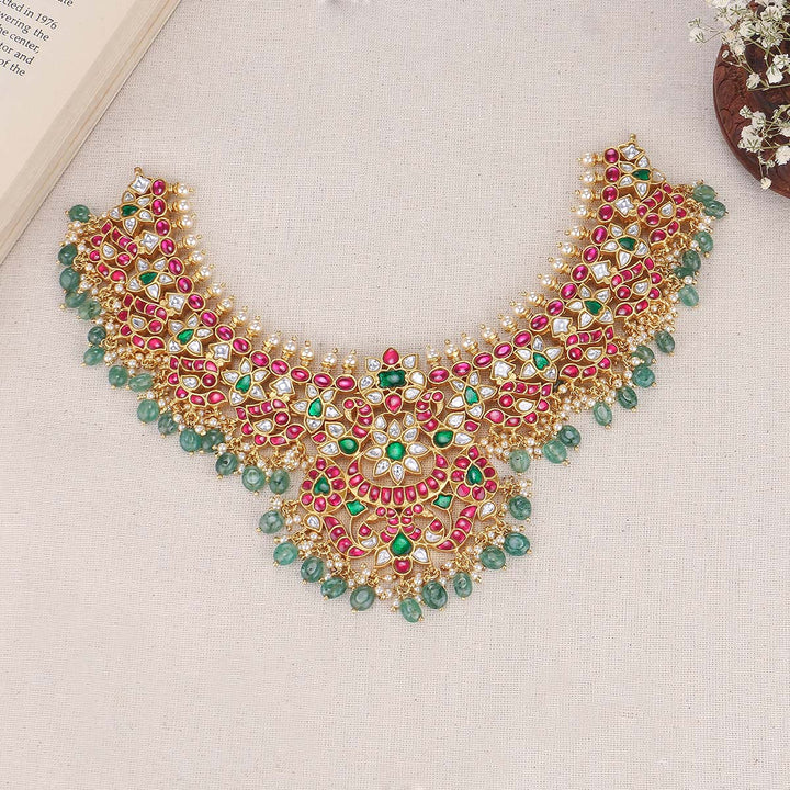Grandeur Kundan Short Necklace