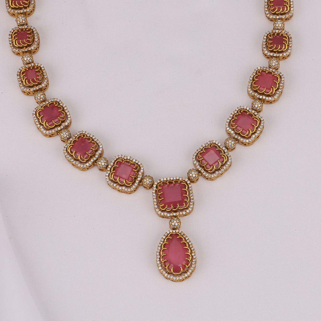 Hasina Victorian Short Necklace Set