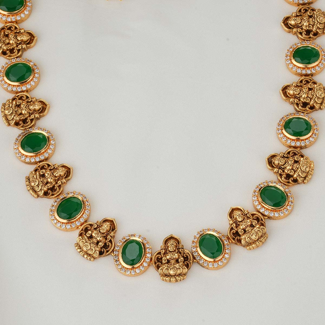 Shivin Nagas Short Necklace Set