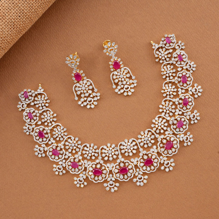 Gleaming Avikam Short Necklace Set