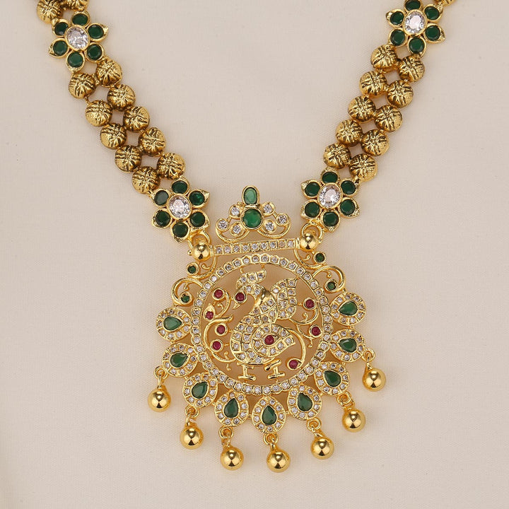 Eshanya Stone Short Necklace