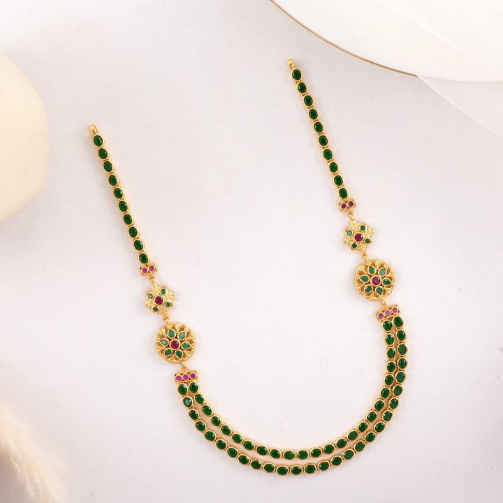 Jashikha Short Necklace