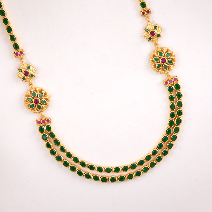 Jashikha Short Necklace