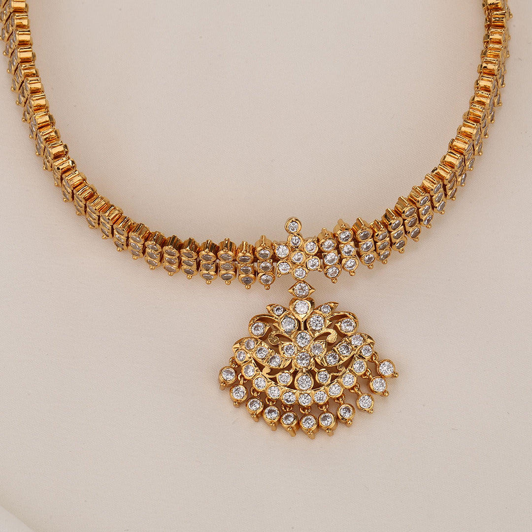 Mithisha Short Necklace