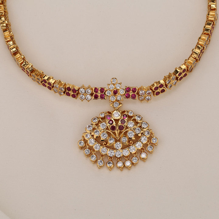 Aaranikha Attigai Necklace