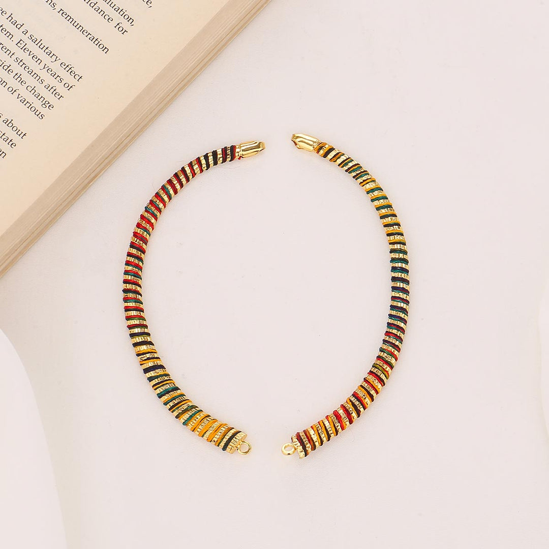 Trendy Look Short Necklace