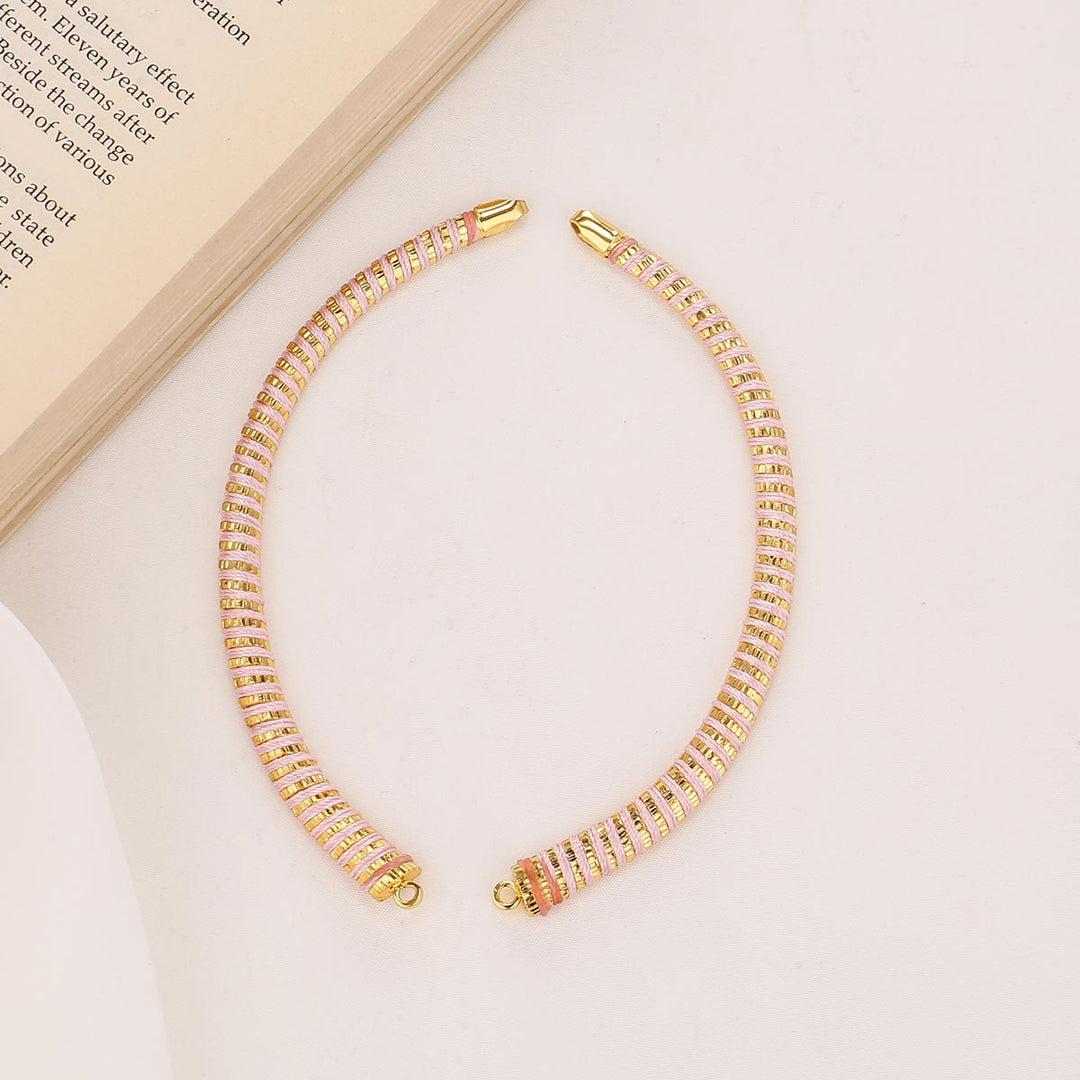 Trendy Look Short Necklace