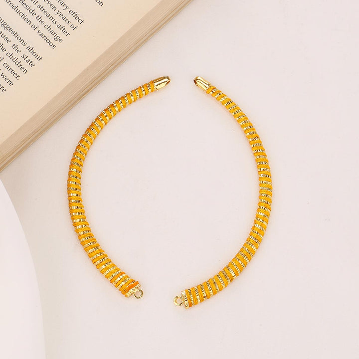 Trendy Look Short Necklace