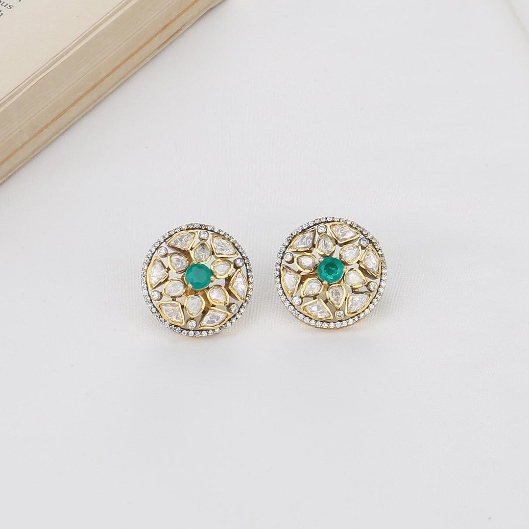 Chic & Fabulous Short Necklace Set