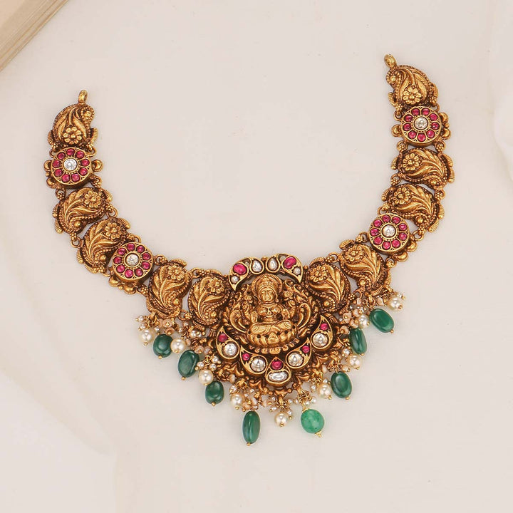 Sharika Short Necklace