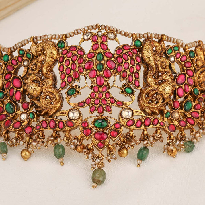 Pretty Look Deep Nagas Choker