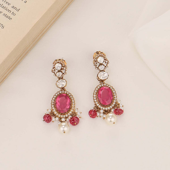 Glittering Choker Set