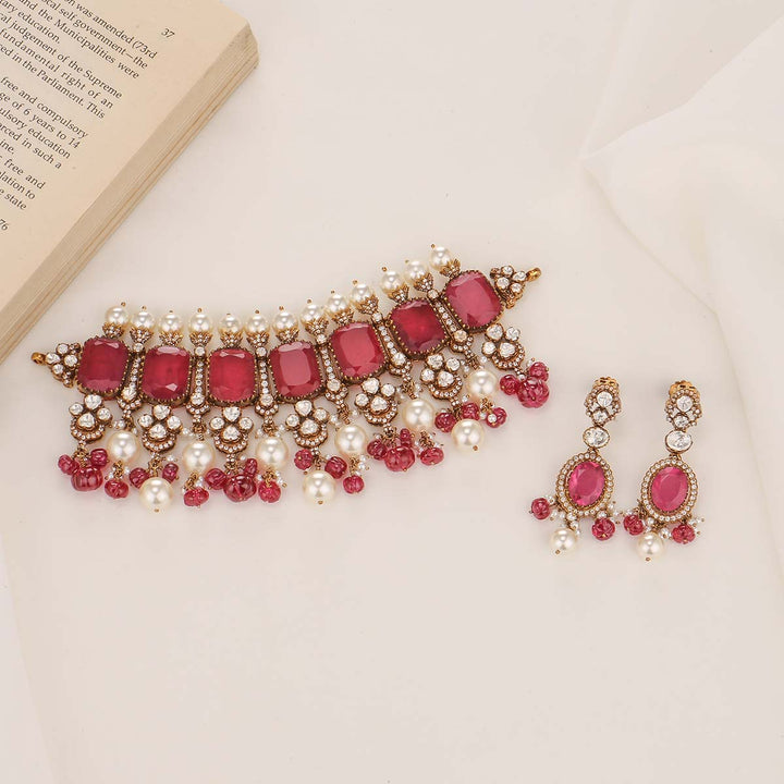 Glittering Choker Set