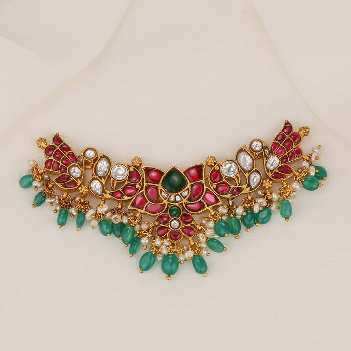 Dipthika Kundan Choker