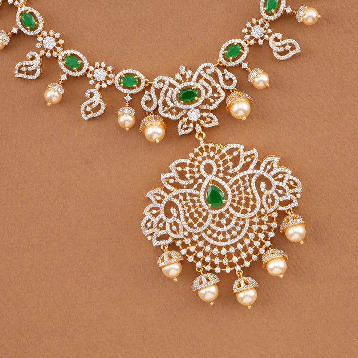 Fabulous Avikam Short Necklace Set