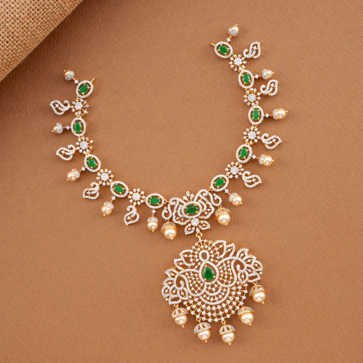 Fabulous Avikam Short Necklace Set