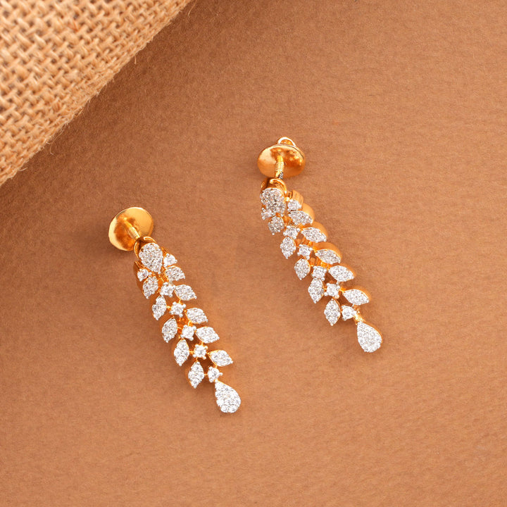 Aadhya Avikam Short Necklace Set