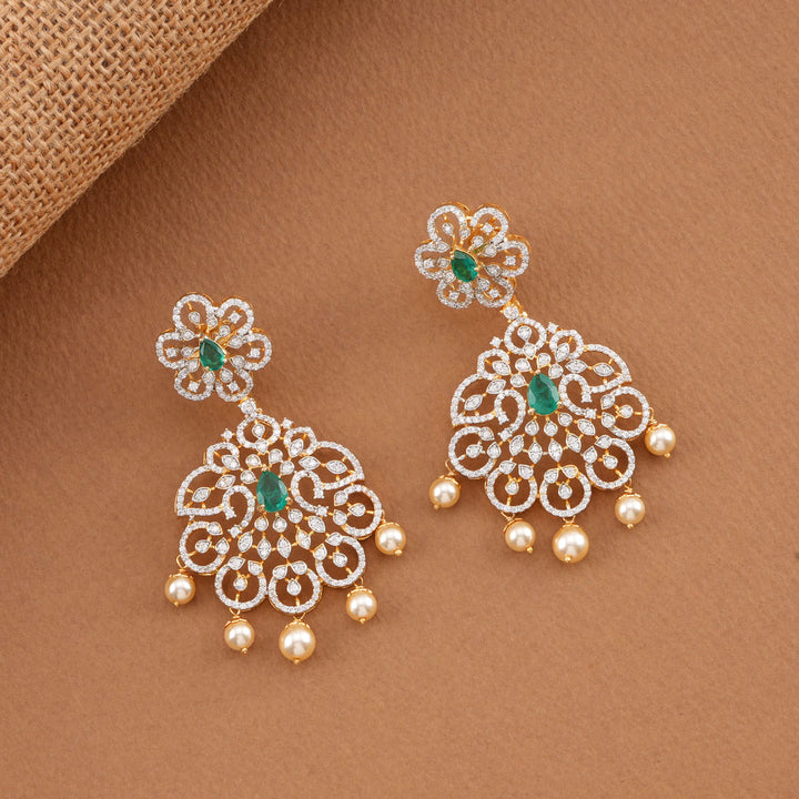 Chic & Charm Avikam Short Necklace Set