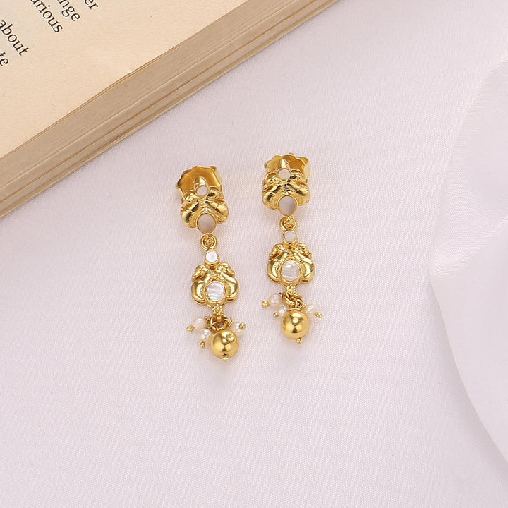 Aninya Kundan Short Necklace Set