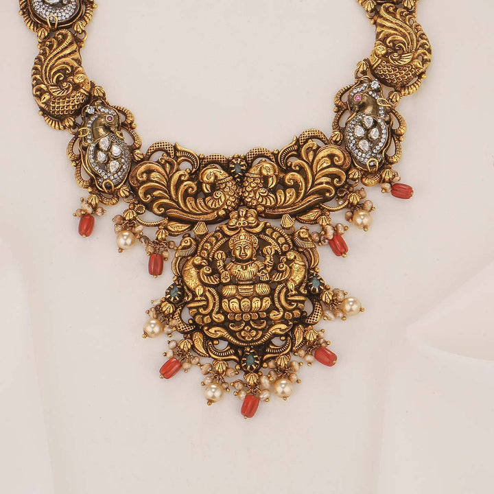Drishya Nagas Short Necklace