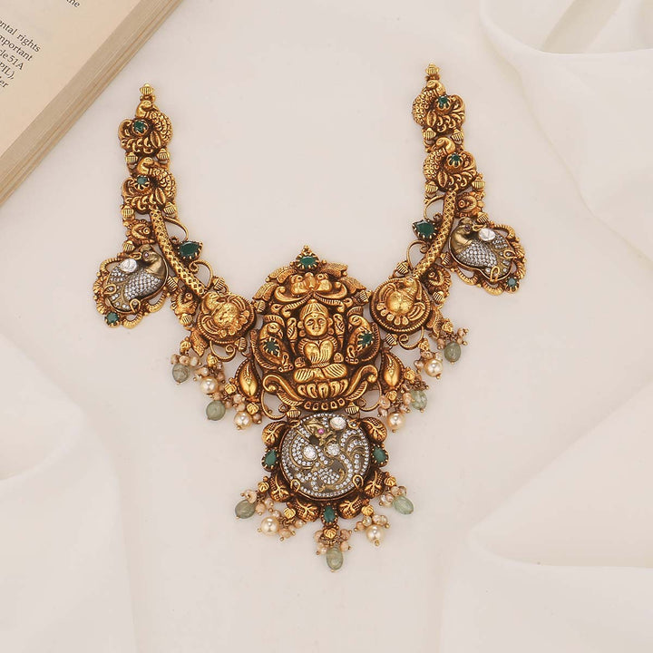 Sherlin Nagas Short Necklace