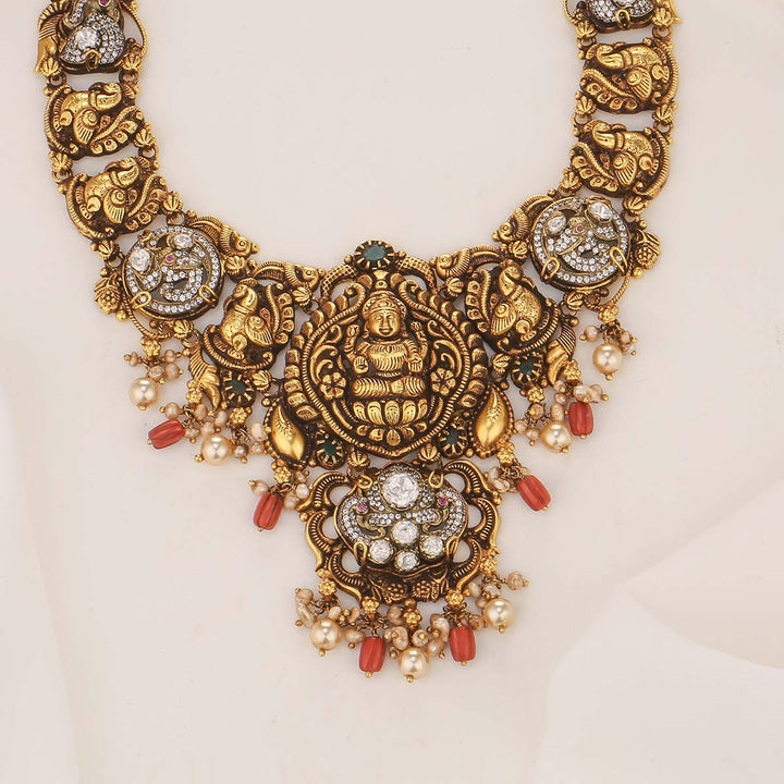 Navisha Nagas Short Necklace