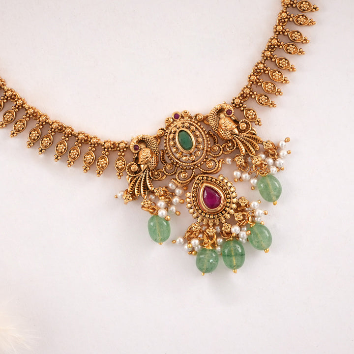 Aashini Short Necklace Set