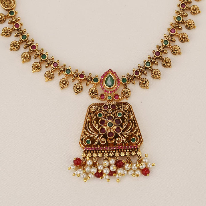 Zivana Short Necklace