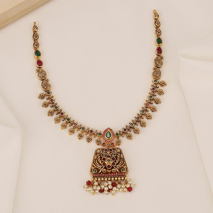 Zivana Short Necklace