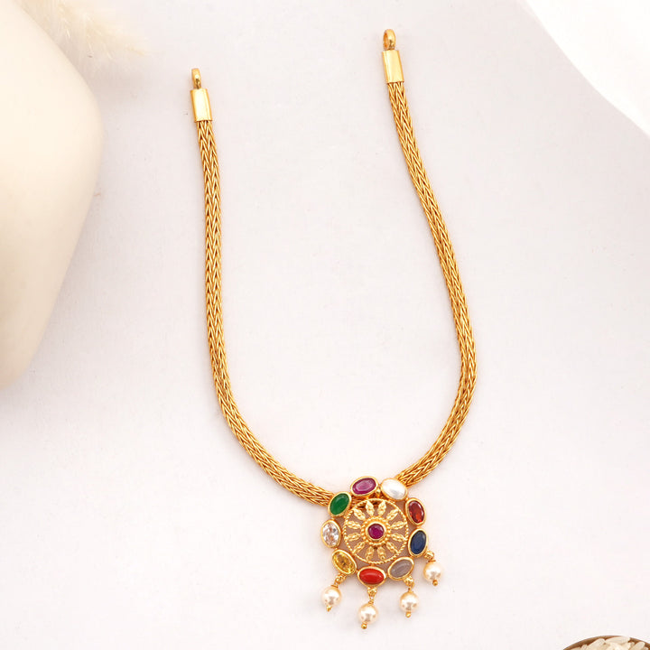 Glitz Stone Short Necklace