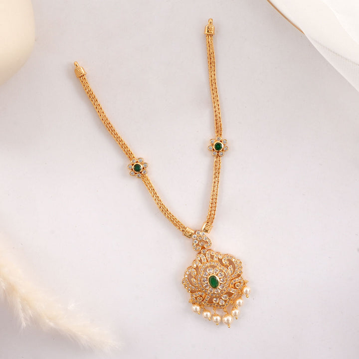 Shine Charm Stone Short Necklace