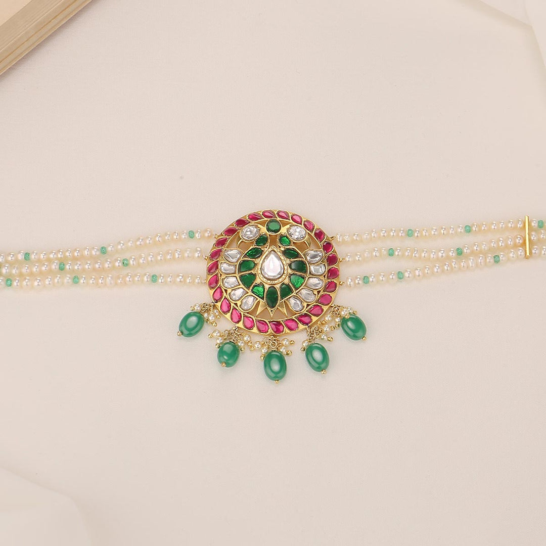 Swathika Kundan Choker