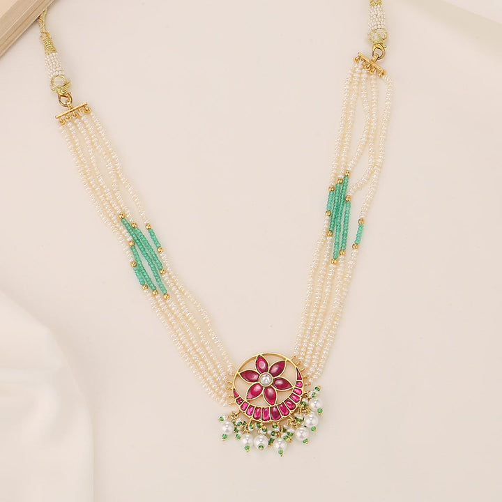Virthishka Kundan Choker