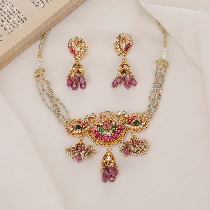 Sherina Short Necklace Set