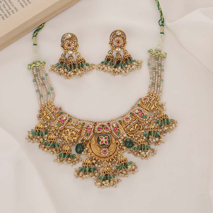 Elegant Short Necklace Set
