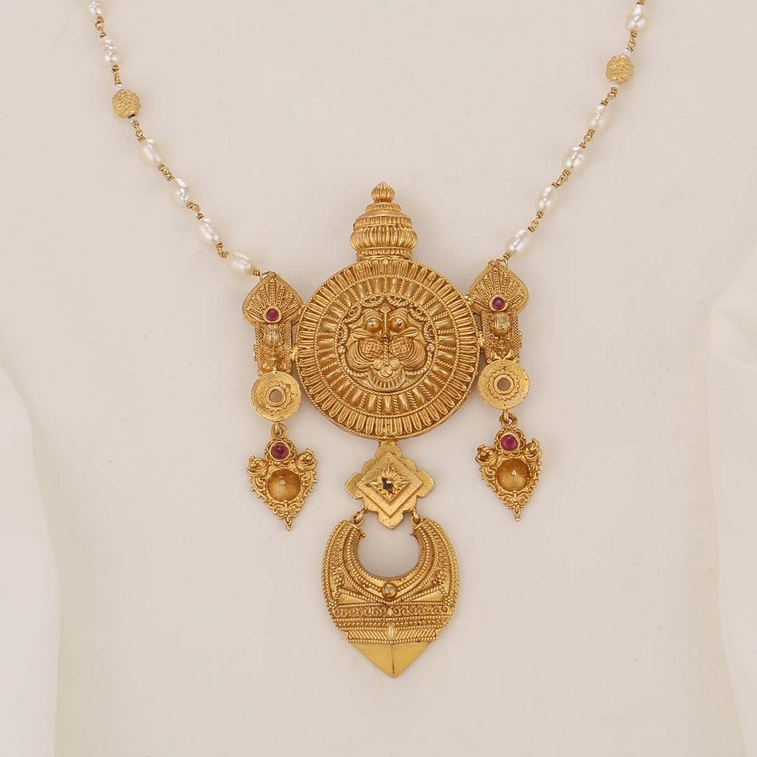 Elegant Nomad Long Necklace