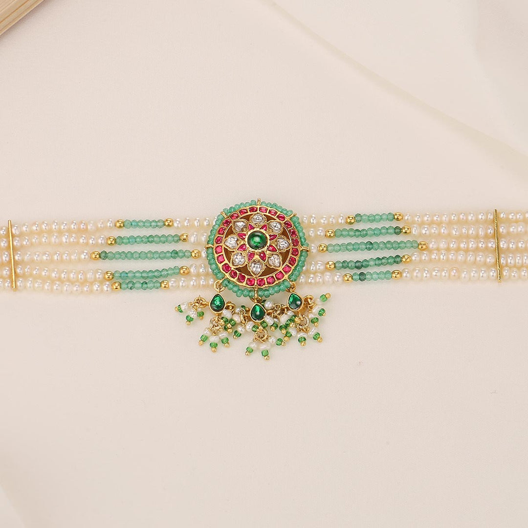 Thara Kundan Choker