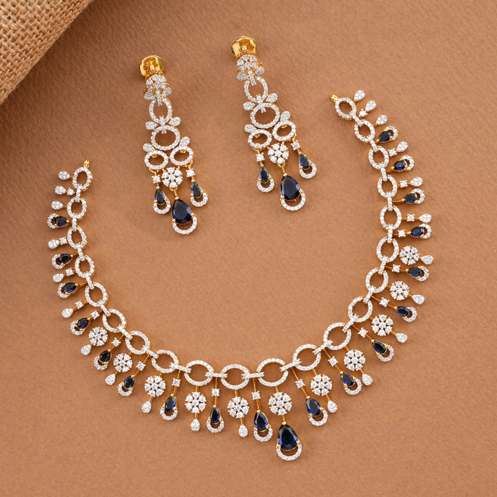 Fabulous Avikam Short Necklace Set