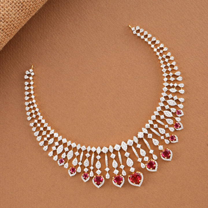 Trendy Avikam Short Necklace Set