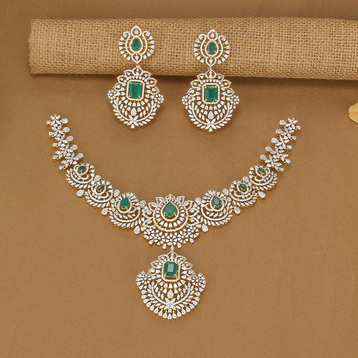 Gleaming Charm Short Necklace Set