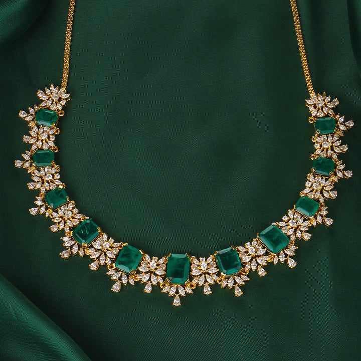 Nivah Short Necklace Set