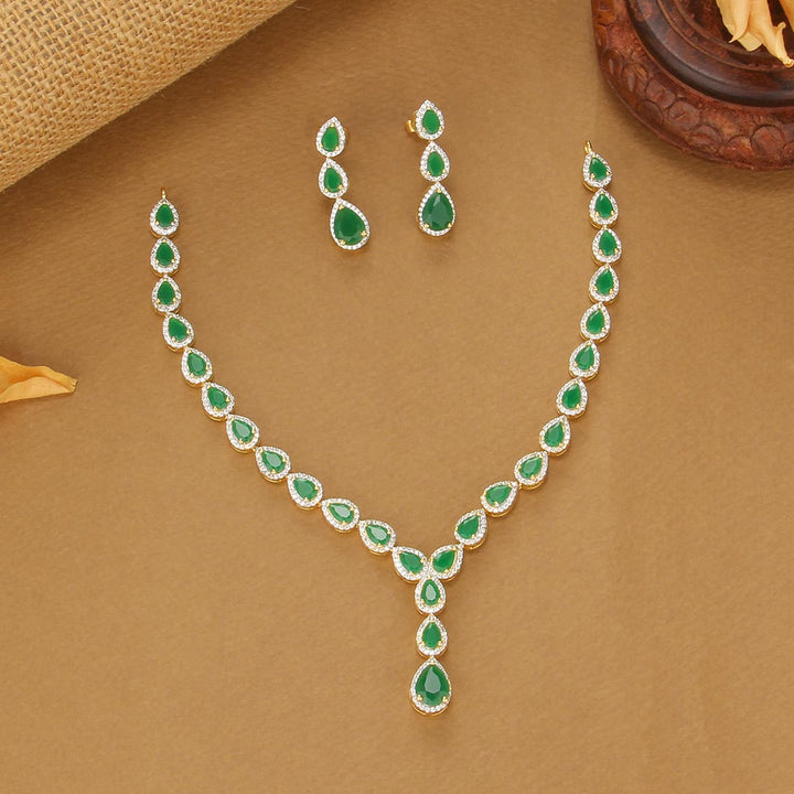 Shinning Green Avikam Short Necklace Set