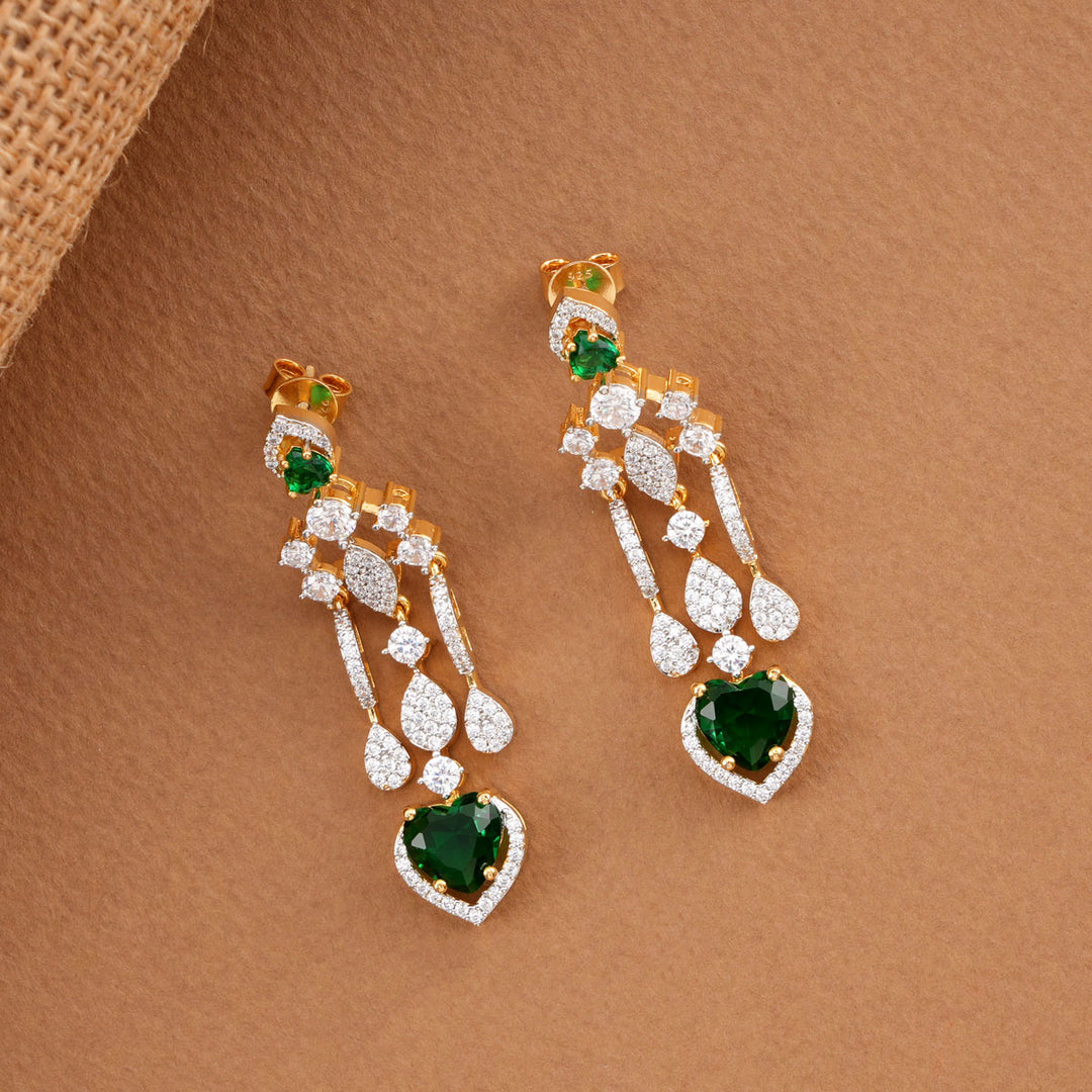 Stunning Avikam Short Necklace Set