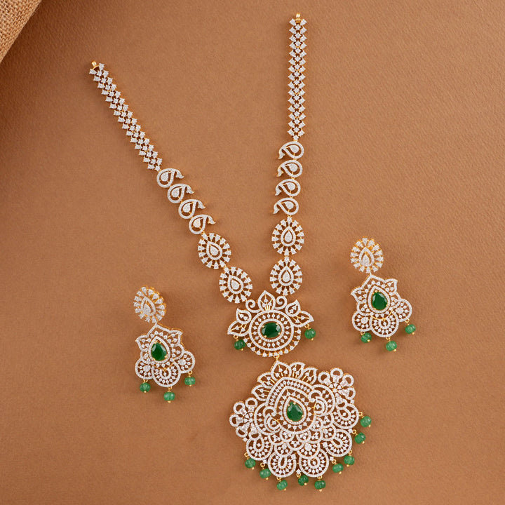 Lathishka Avikam Long Necklace Set
