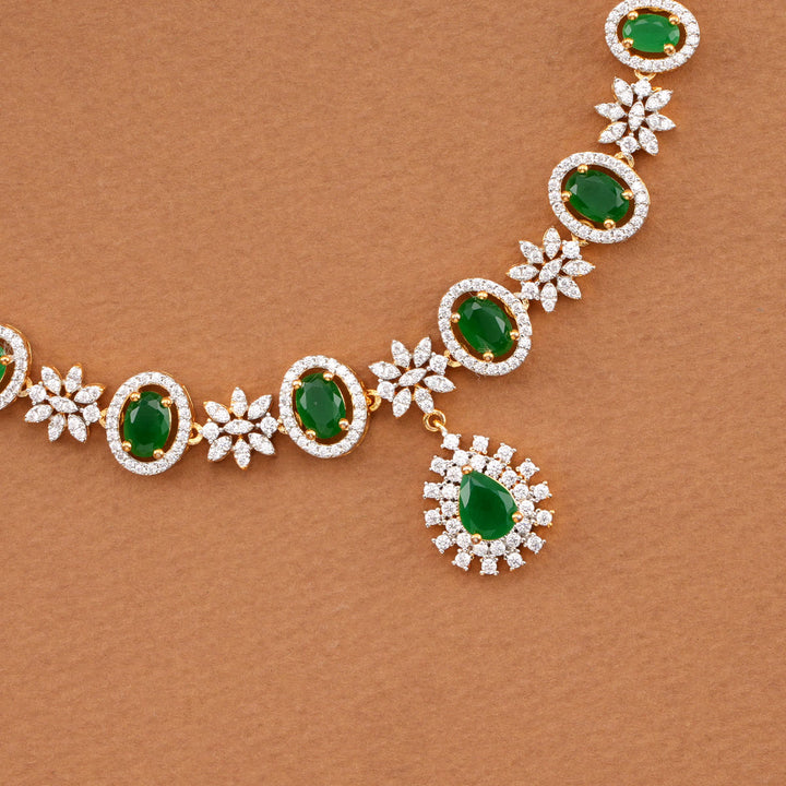 Quisha Avikam Short Necklace Set