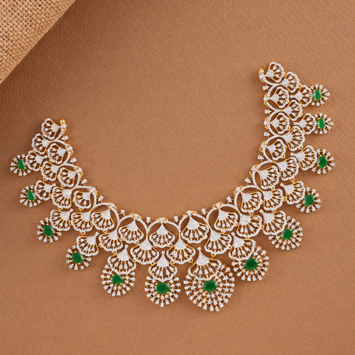 Amazing Avikam Short Necklace Set