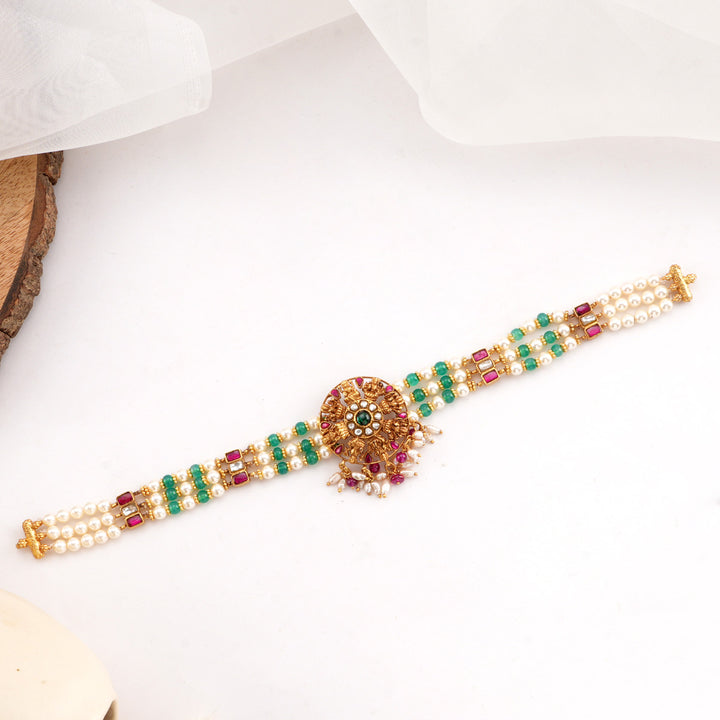 Little Cute Kundan Choker